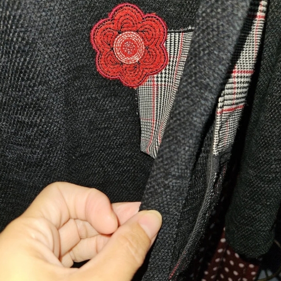 Vtg Napa Valley Black Red Embroidered Flower Patchwork Jacket Size PM. - Picture 4 of 5